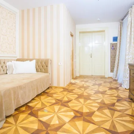 بيت ضيافة Safrano Palace براشوف
